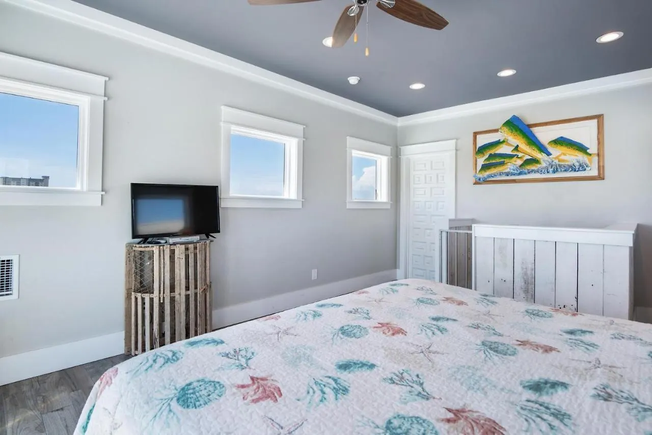 Making Waves - New Low Rates For August 10 - September 3Rd!!! Panama City Beach Holiday home